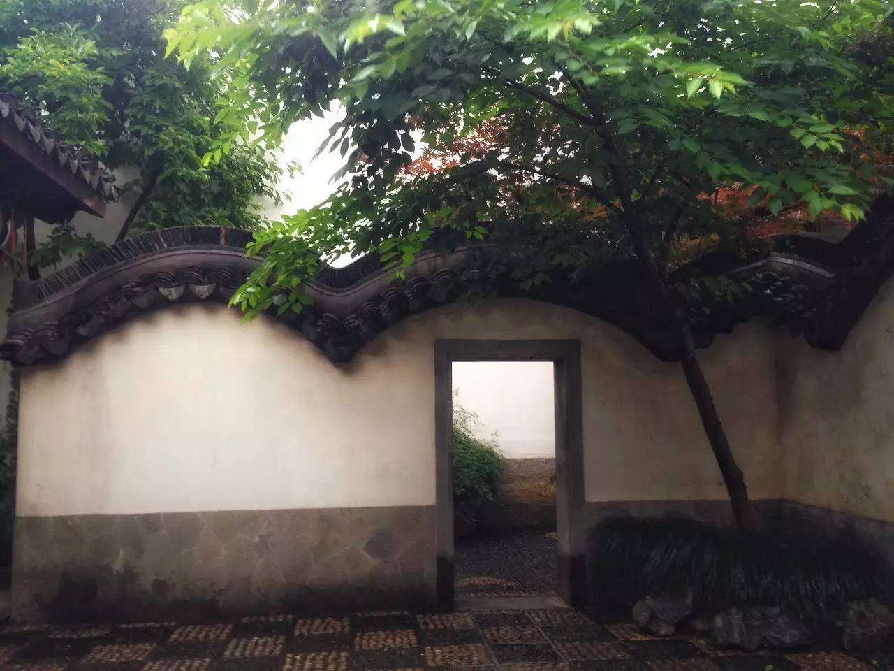 江南豪宅，淺談?dòng)米咸春突ɡ婺窘ǖ暮r故居