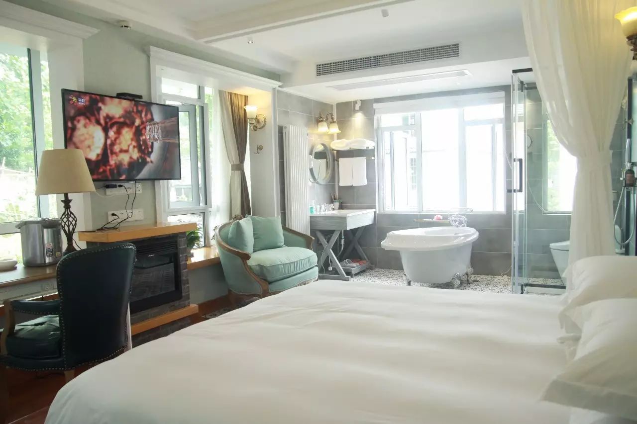 杭州·若白雅苑，擁有無邊泳池「最好泡民宿」