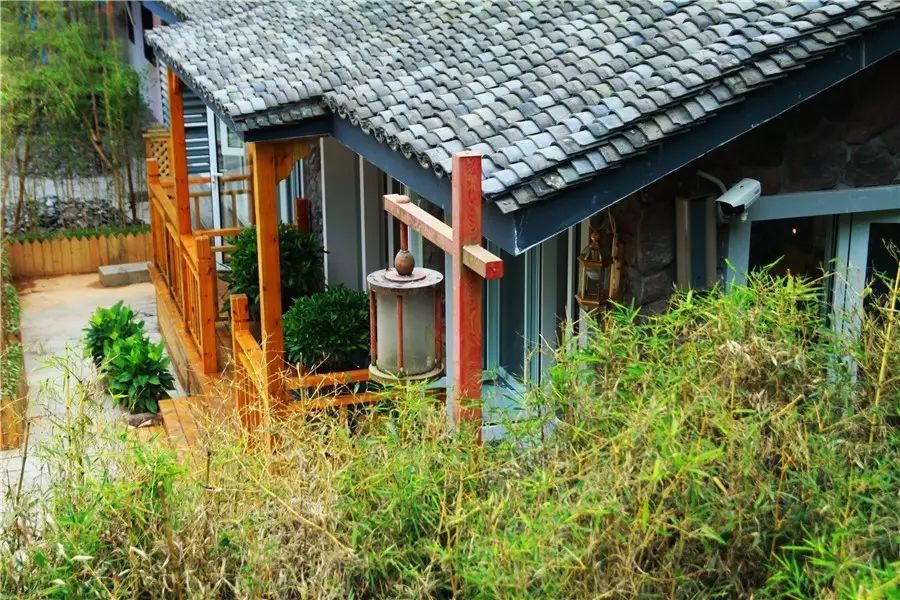 杭州·若白雅苑，擁有無邊泳池「最好泡民宿」