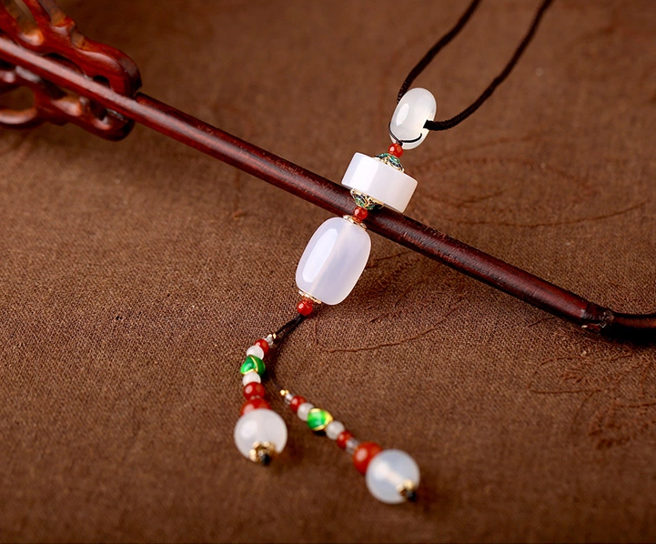 白瑪瑙吊墜民族風(fēng)毛衣鏈項鏈首飾