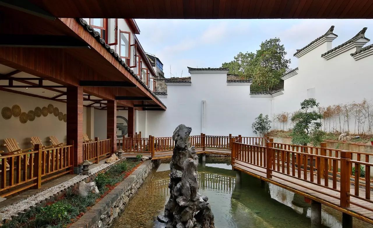 陶舍藝術酒店，一個「詩意的世界」