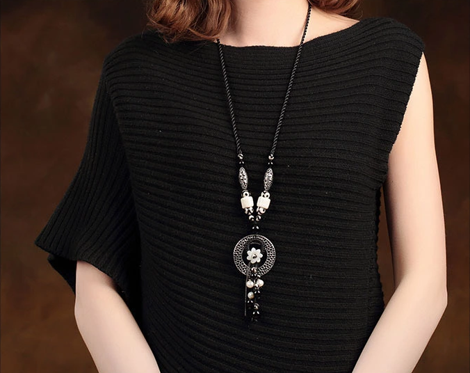 天珠貝殼花裝飾復(fù)古毛衣鏈長(zhǎng)款項(xiàng)鏈?zhǔn)罪? src="/wenxue/d/file/bigpic/190404/04/13-1F925160339.png" style="height: 504px; width: 750px;" / data-LNOi="AKNTUi"><br / data-JrQr="itRoLL">
	<img alt=