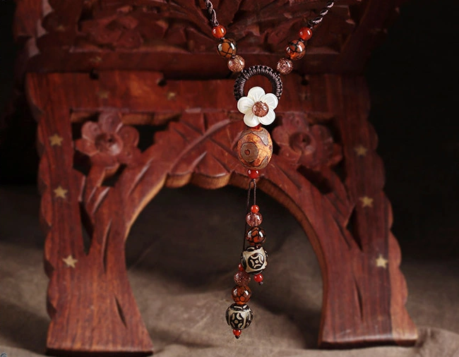 復(fù)古文藝天珠菩提根毛衣鏈項(xiàng)鏈?zhǔn)罪? src="/wenxue/d/file/bigpic/190404/04/13-1F9251GH7.png" style="height: 521px; width: 750px;" / data-8uYm="zbsGxY"><br / data-XQD4="gf7i0h">
	<img alt=