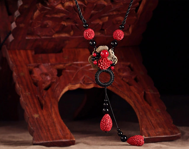 紅朱砂吊墜簡約毛衣鏈復(fù)古風(fēng)項(xiàng)鏈?zhǔn)罪? src="/wenxue/d/file/bigpic/190404/04/13-1F9251JK8.png" style="height: 559px; width: 750px;" / data-5o8y="YEI64U"><br / data-r96m="j5VLTm">
<img alt=