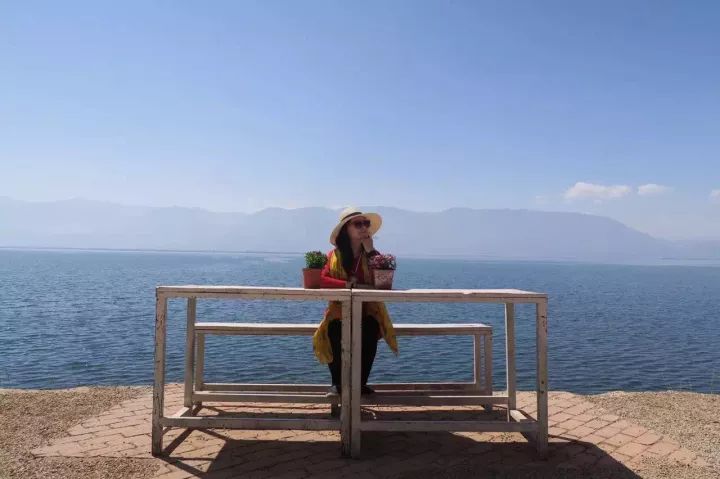 翡翠灣，在遼闊的海洋前做回?zé)o憂快樂的自我