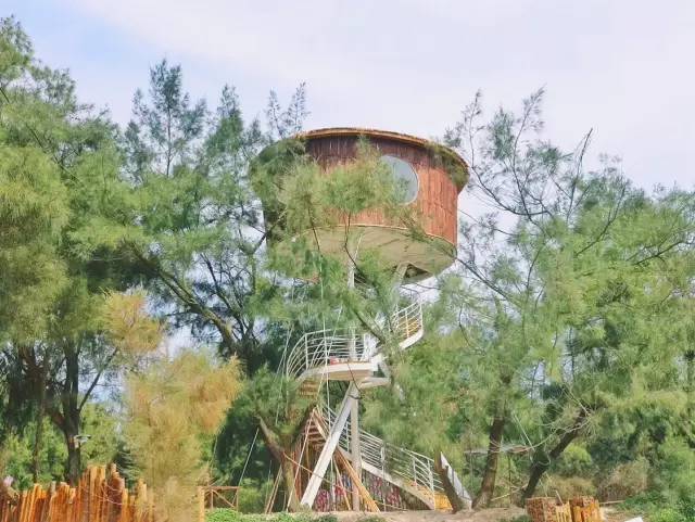 翡翠灣，在遼闊的海洋前做回無憂快樂的自我