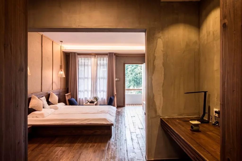 叢山茶境，一片天一座山忘了山外忘卻自己