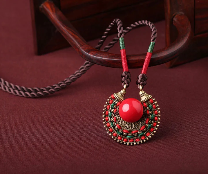 紅色吊墜鎖骨鏈復(fù)古項(xiàng)鏈?zhǔn)罪? src="/wenxue/d/file/bigpic/190404/04/13-1F92P92047.png" style="height: 540px; width: 750px;" / data-7XPL="0oCX0Q"><br / data-wkMv="WKP6N8">
	<img alt=