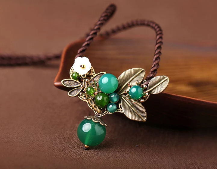 綠色瑪瑙吊墜鎖骨鏈民族風(fēng)項(xiàng)鏈?zhǔn)罪? src="/wenxue/d/file/bigpic/190404/04/13-1F92Q00941-50.png" style="height: 542px; width: 750px;" / data-TW6V="xQ0dgK"><br / data-OsOc="NusEY5">
	<img alt=