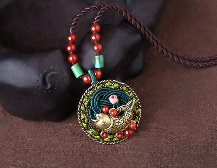 古風(fēng)魚吊墜鎖骨鏈民族風(fēng)項(xiàng)鏈?zhǔn)罪? src="/wenxue/d/file/bigpic/190404/04/13-1F92Q10428.png" style="height: 536px; width: 750px;" / data-lqAW="bmIXAi"><br / data-LLxF="Mgante">
<img alt=