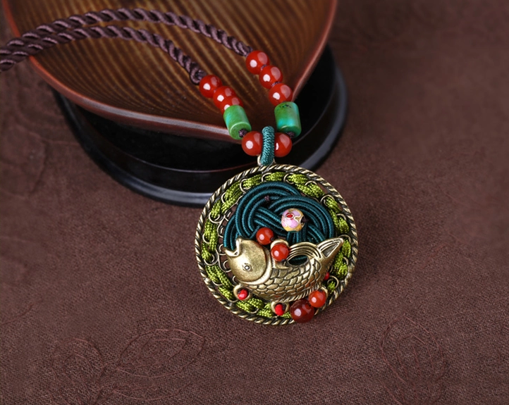 古風(fēng)魚吊墜鎖骨鏈民族風(fēng)項(xiàng)鏈?zhǔn)罪? src="/wenxue/d/file/bigpic/190404/04/13-1F92Q10420.png" style="height: 526px; width: 750px;" / data-8fYa="bmumo5"><br / data-7tzA="2ltVIb">
<img alt=