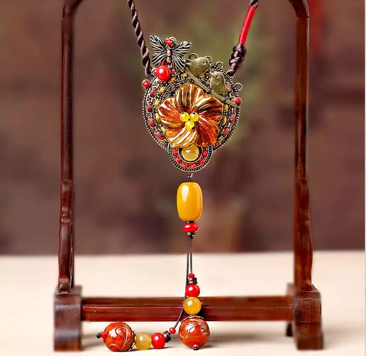 琉璃吊墜毛衣鏈時(shí)尚復(fù)古項(xiàng)鏈?zhǔn)罪? src="/wenxue/d/file/bigpic/190404/04/13-1F92Q15052.png" style="height: 769px; width: 750px;" / data-M3FV="ID2Gb6"><br / data-Aqoz="wSk8FO">
	<img alt=