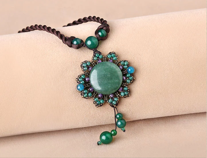 東陵玉配飾鎖骨鏈時尚民族風(fēng)項(xiàng)鏈?zhǔn)罪? src="/wenxue/d/file/bigpic/190404/04/13-1F92Z91131.png" style="height: 595px; width: 750px;" / data-kX15="z31ii2"><br / data-T2L2="vgGM8B">
	<img alt=