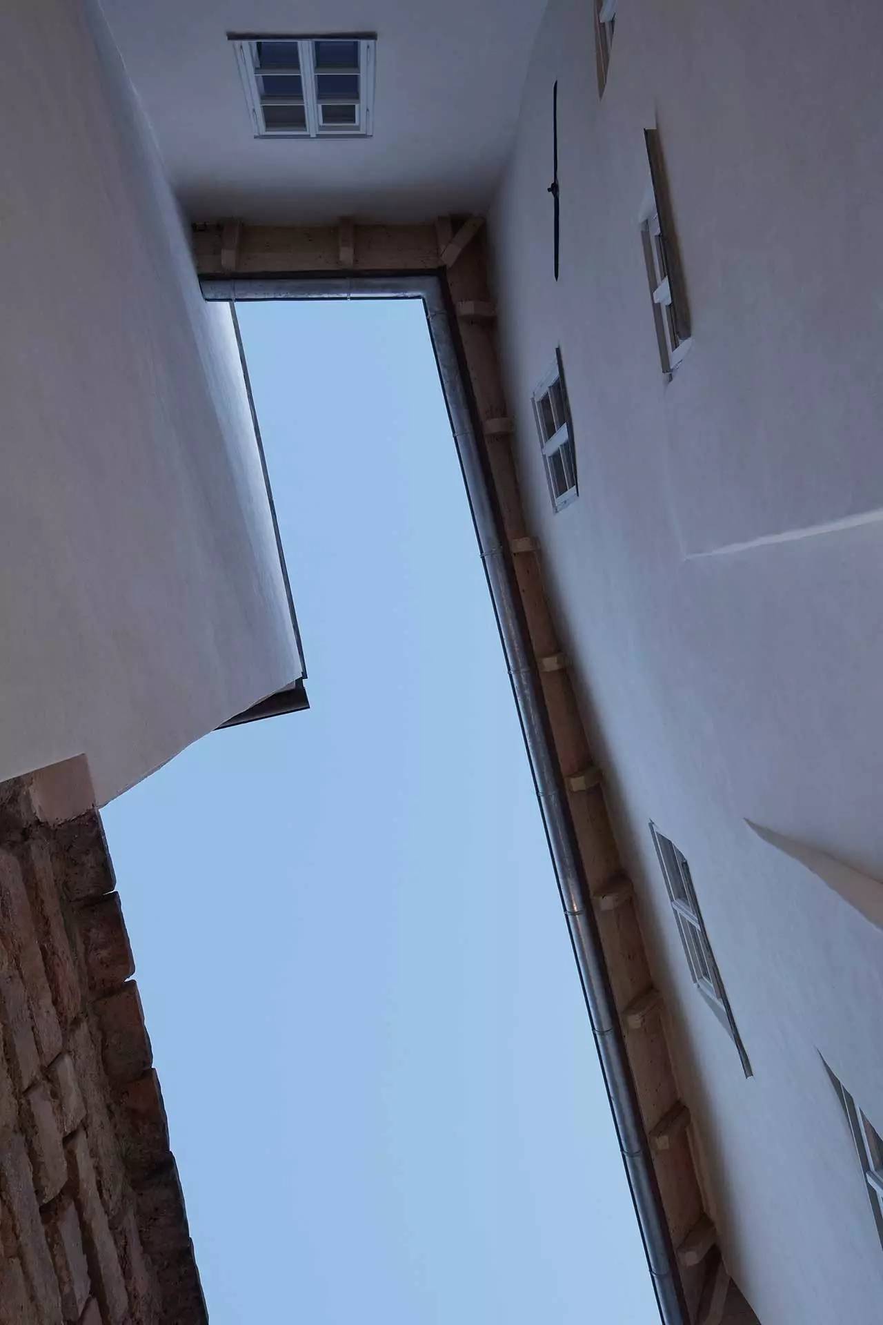 百年老房改造的民宿，古樸純美中透露出靜謐的