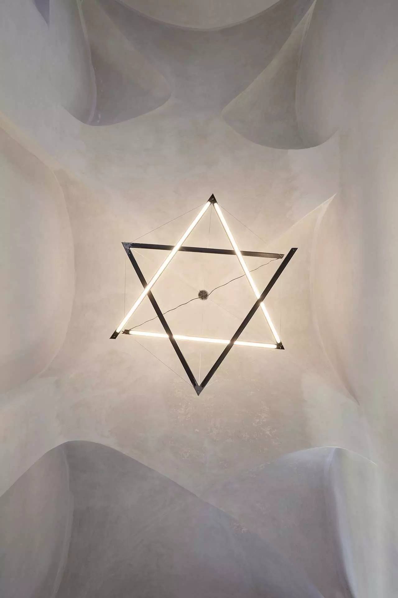 百年老房改造的民宿，古樸純美中透露出靜謐的