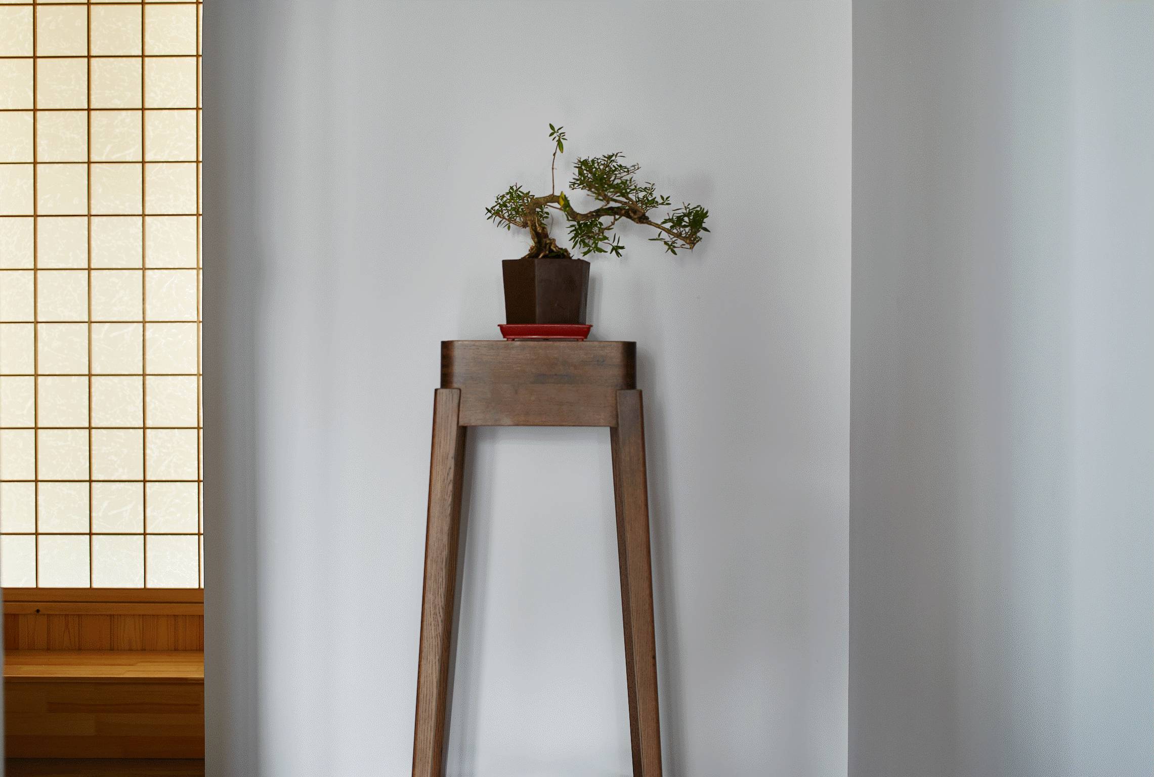 原木清風(fēng)，家理應(yīng)如此