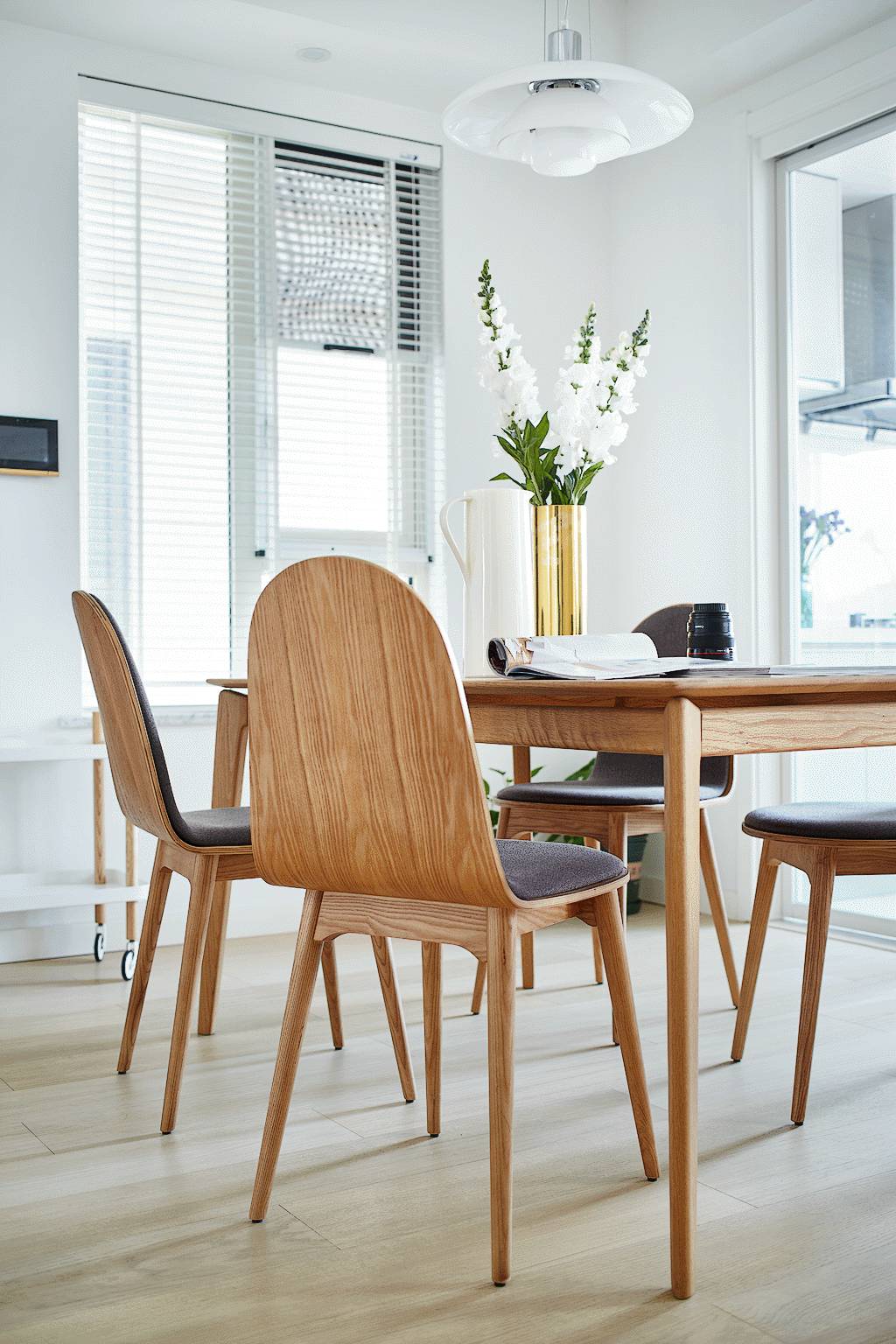 原木清風(fēng)，家理應(yīng)如此