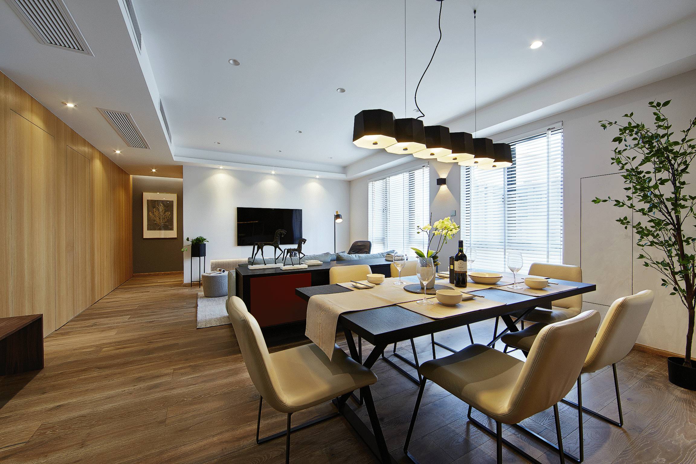 原木清風(fēng)，家理應(yīng)如此