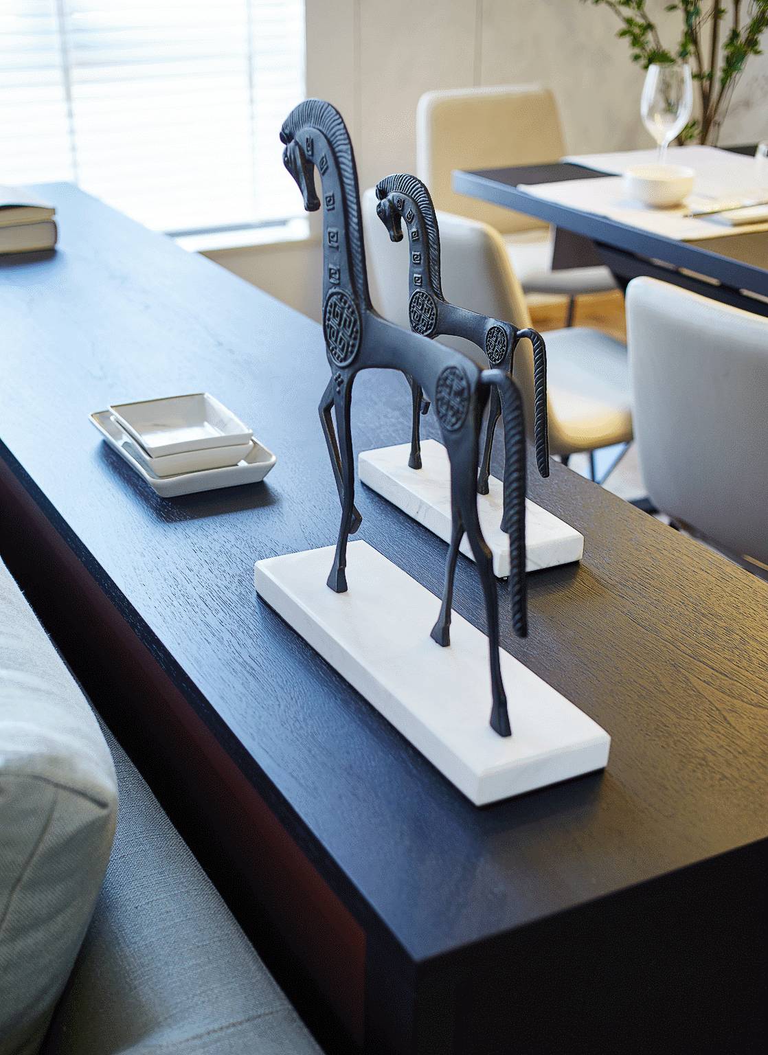 原木清風(fēng)，家理應(yīng)如此