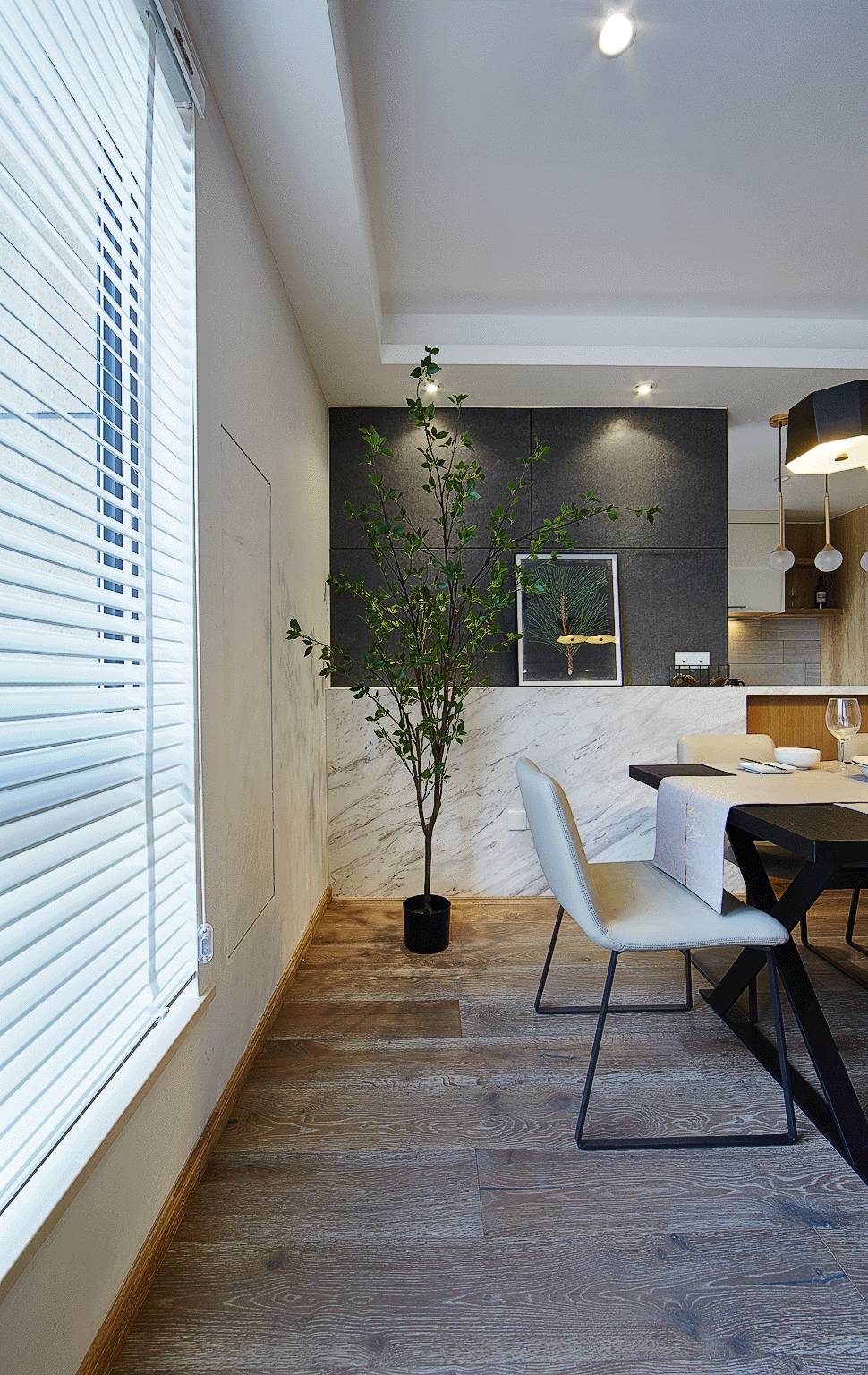 原木清風(fēng)，家理應(yīng)如此