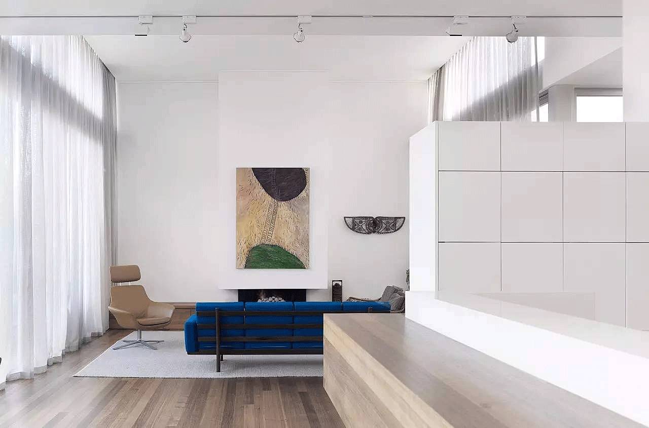 越白越簡(jiǎn)，越極致