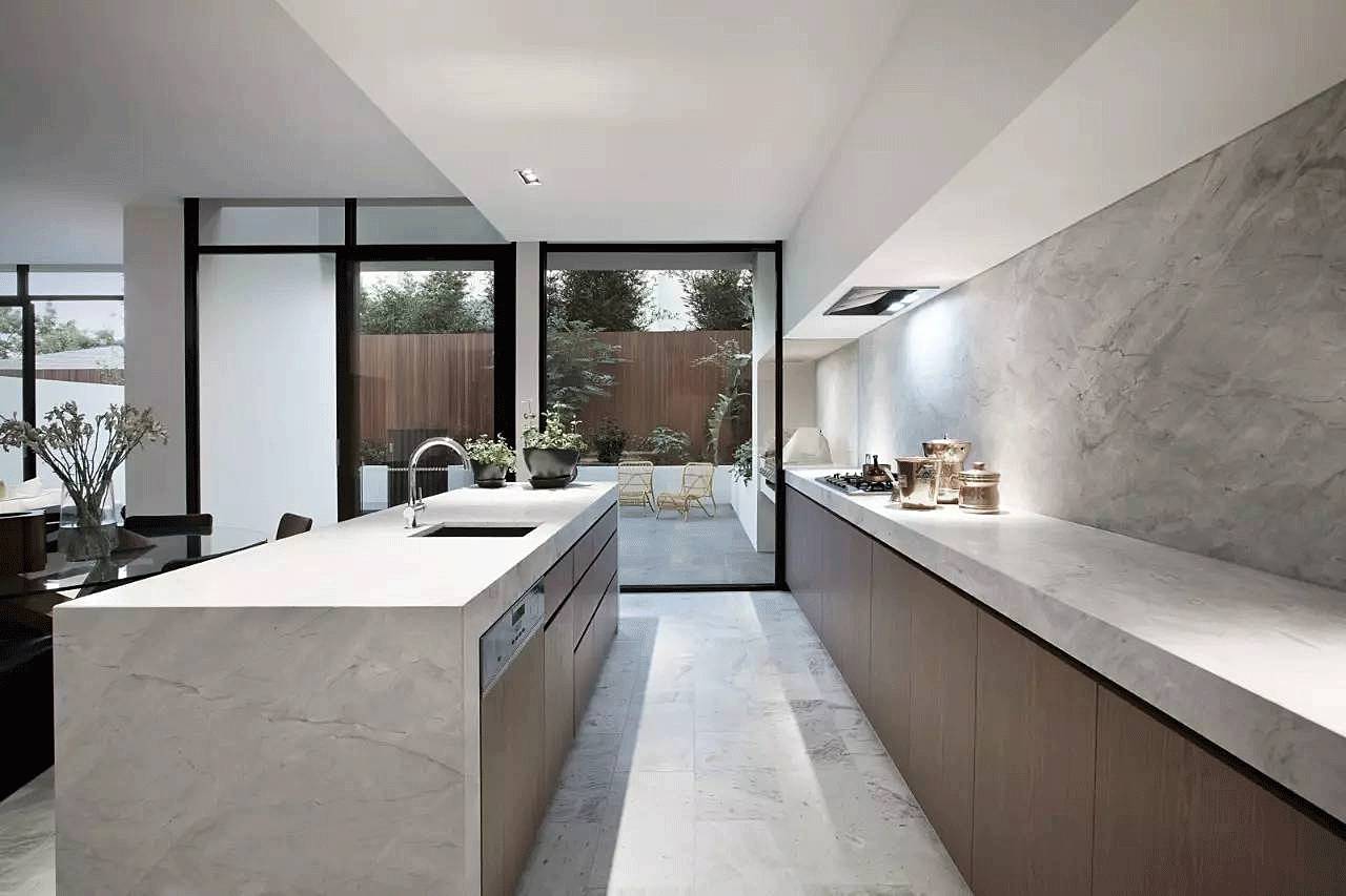 越白越簡(jiǎn)，越極致