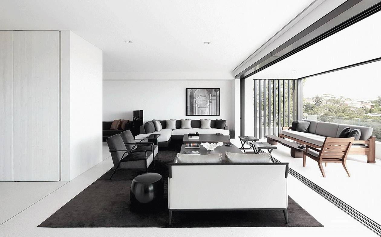 越白越簡，越極致