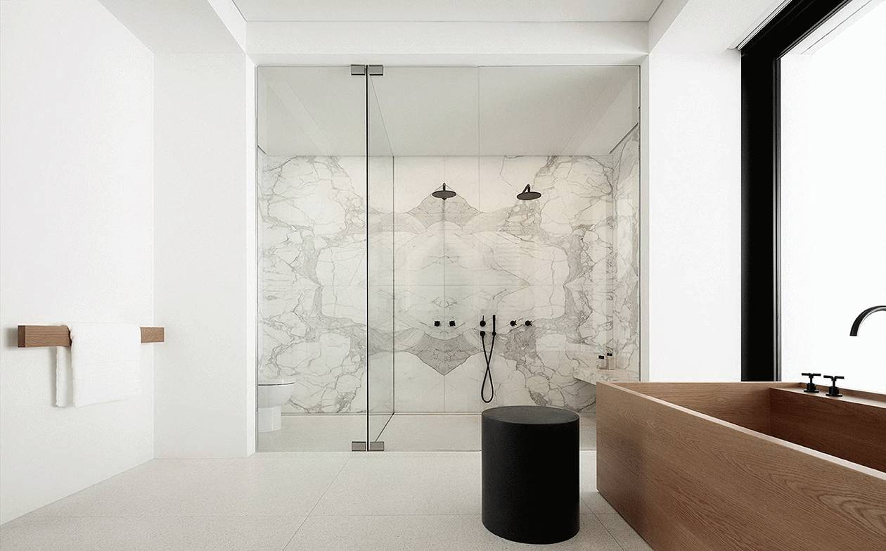 越白越簡，越極致