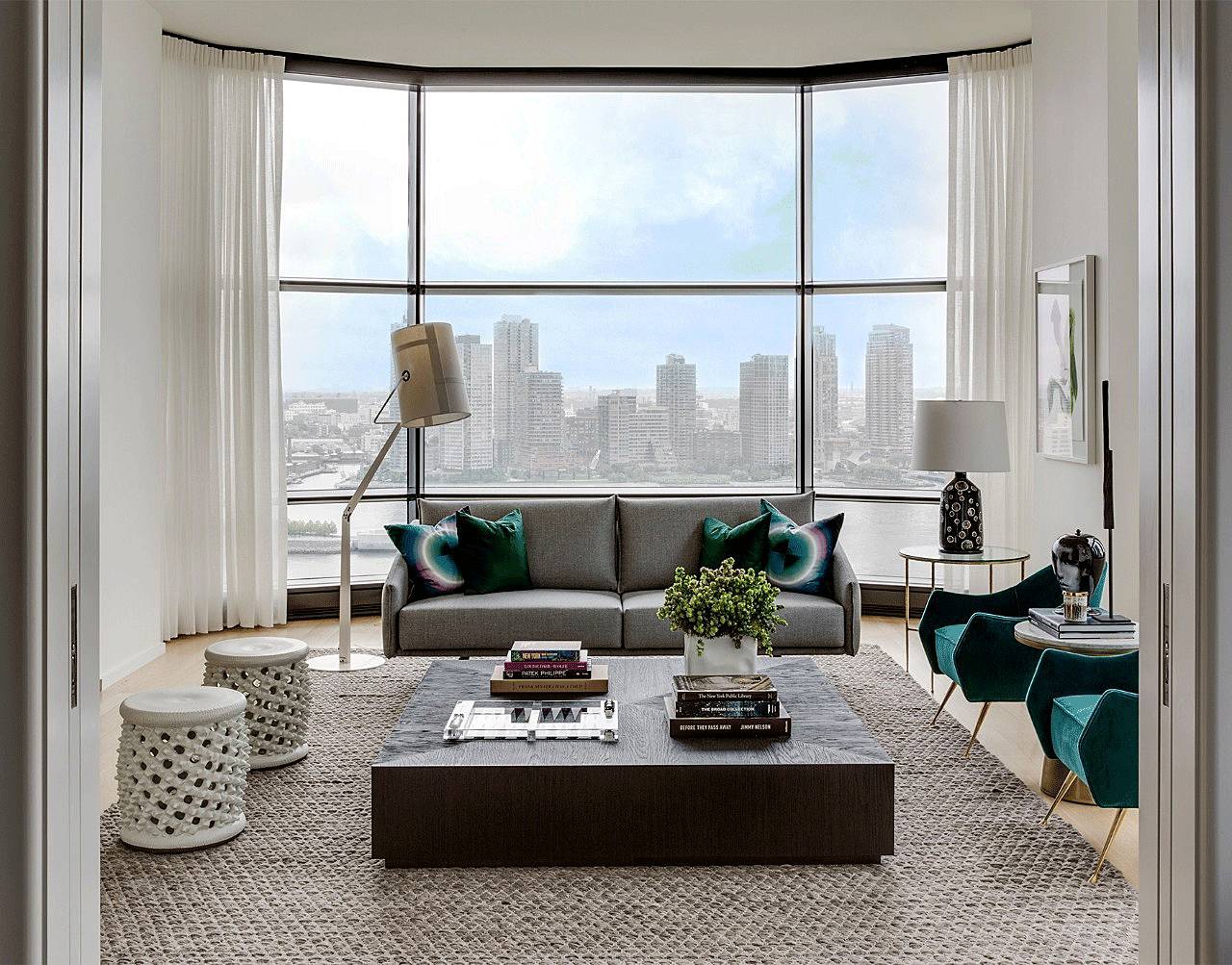 越白越簡，越極致