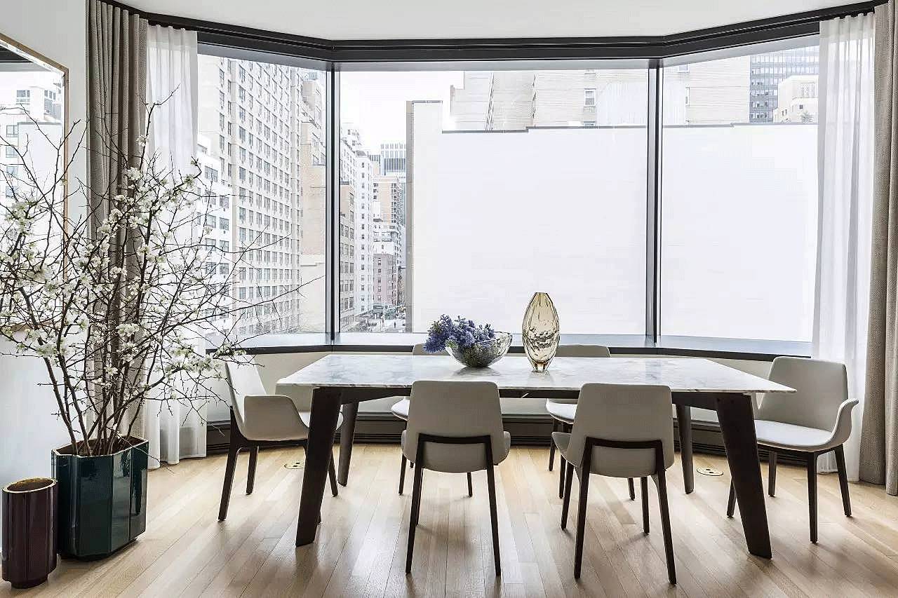 越白越簡，越極致