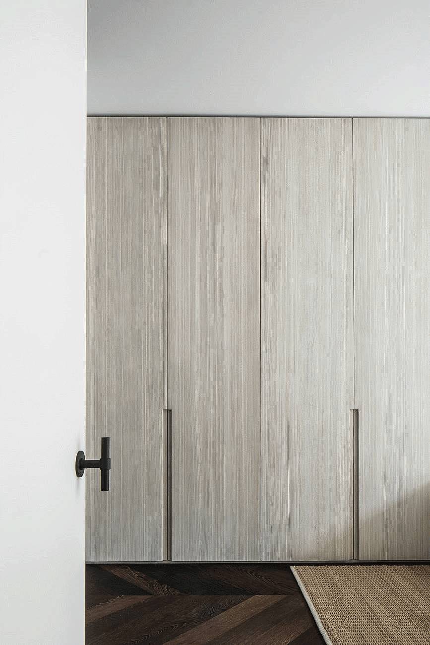 越白越簡，越極致