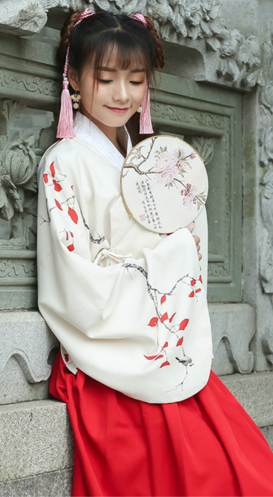 清新淡雅的家佳樂文學漢服古裝