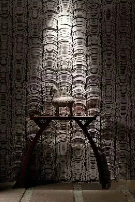 古建筑，一片瓦，遮風(fēng)擋雨