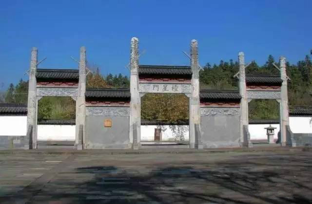 中國古建筑四大類別 北京四合院徽州民居陜北窯