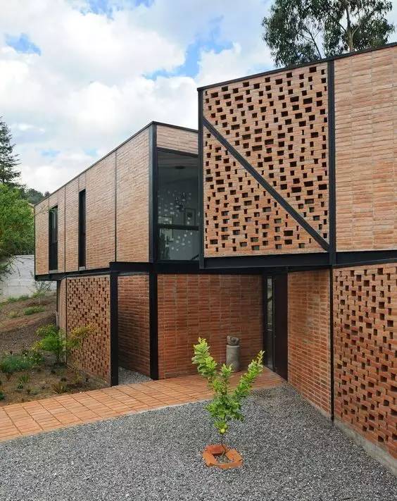 紅磚的建筑藝術(shù)，每一張紅磚墻都可以拿去做紅