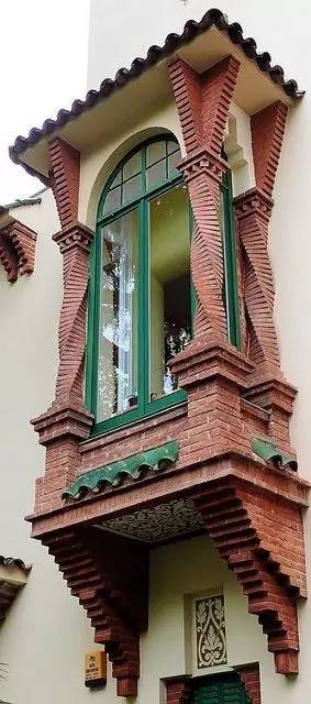 紅磚的建筑藝術(shù)，每一張紅磚墻都可以拿去做紅