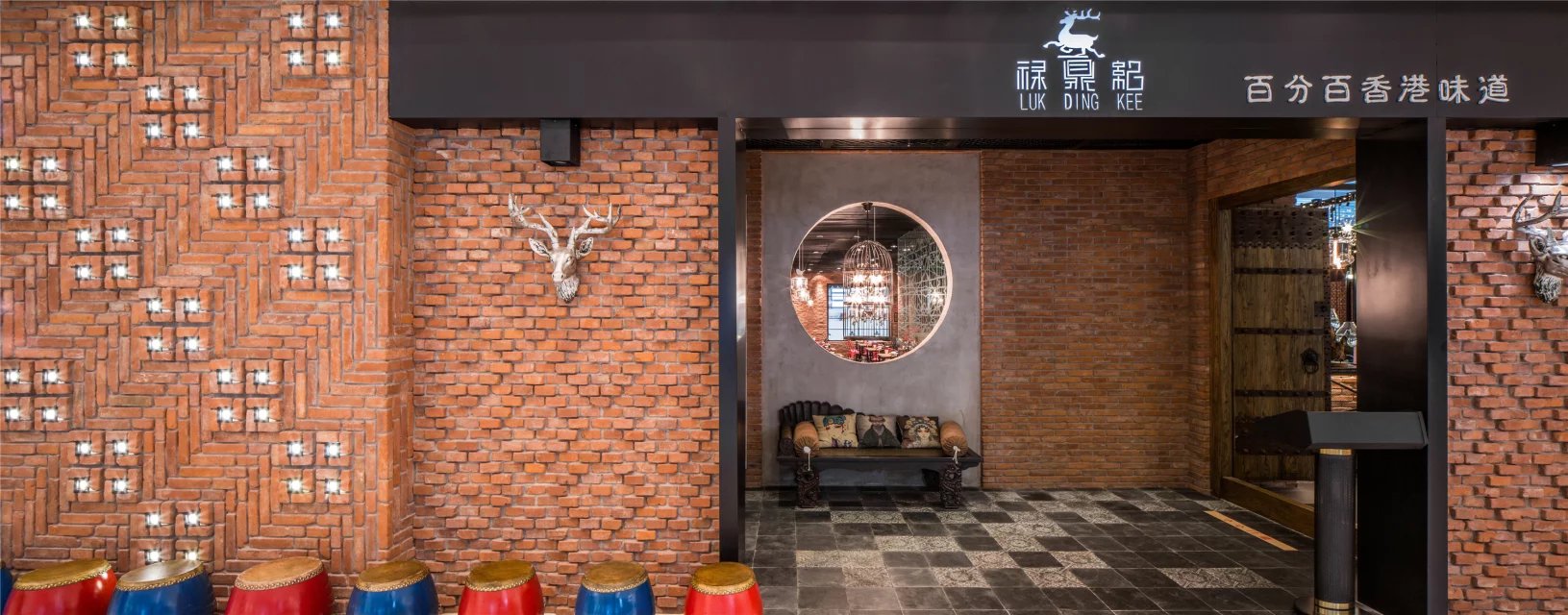 紅磚的建筑藝術(shù)，每一張紅磚墻都可以拿去做紅