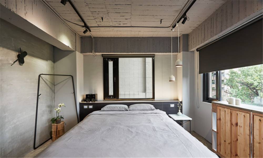 水泥毛坯房遇到中式禪意，最原生態(tài)的高級(jí)灰典