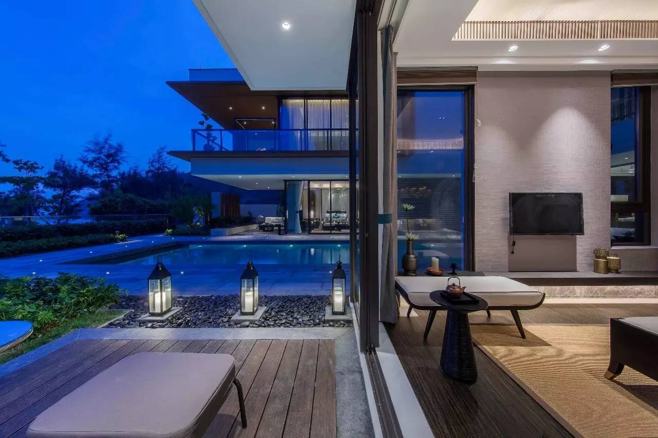 樸質(zhì)的奢華，自然返璞的當(dāng)代別墅設(shè)計(jì)