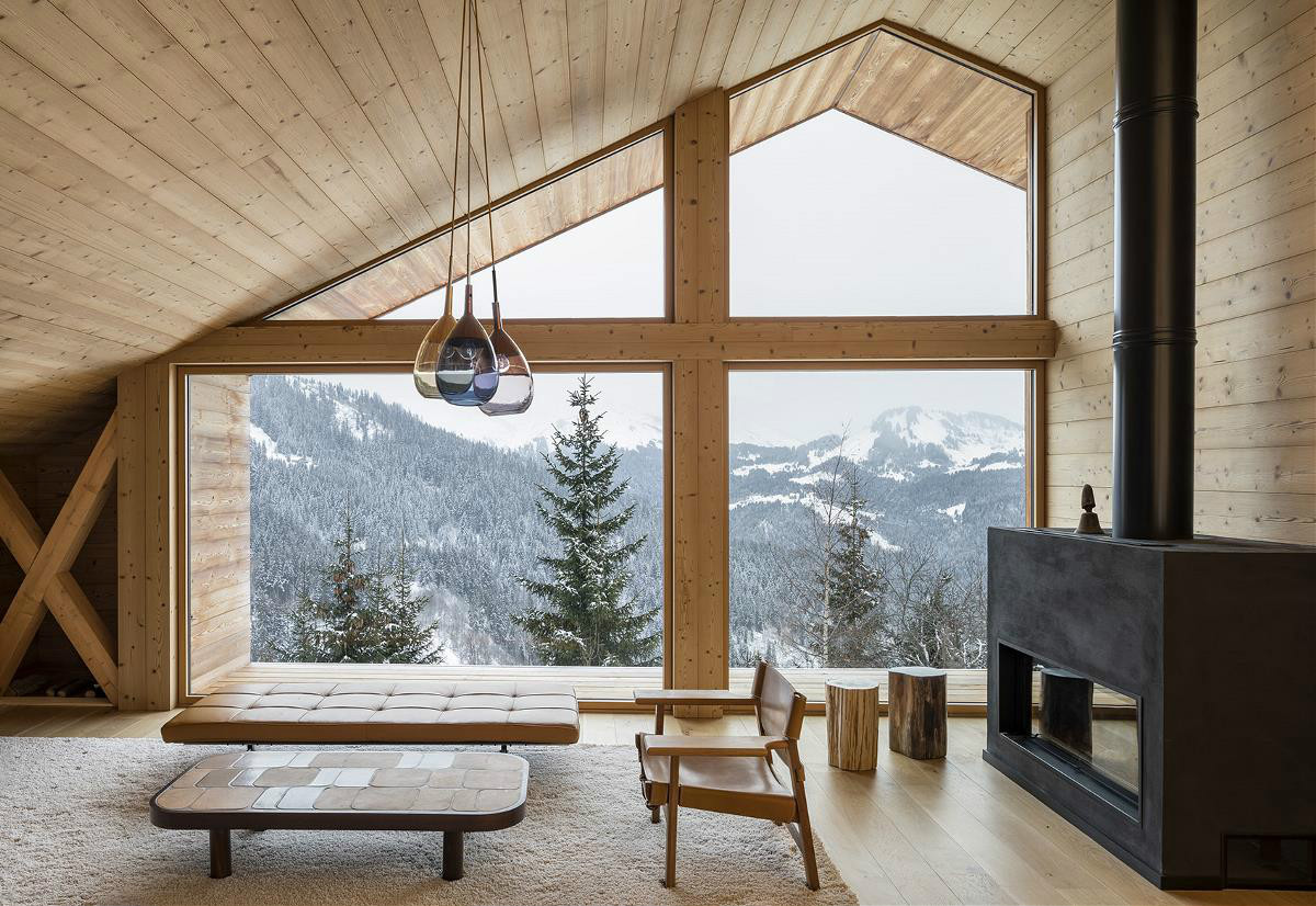 當(dāng)原木遇上雪花別有情調(diào)，雪中木屋設(shè)計(jì)