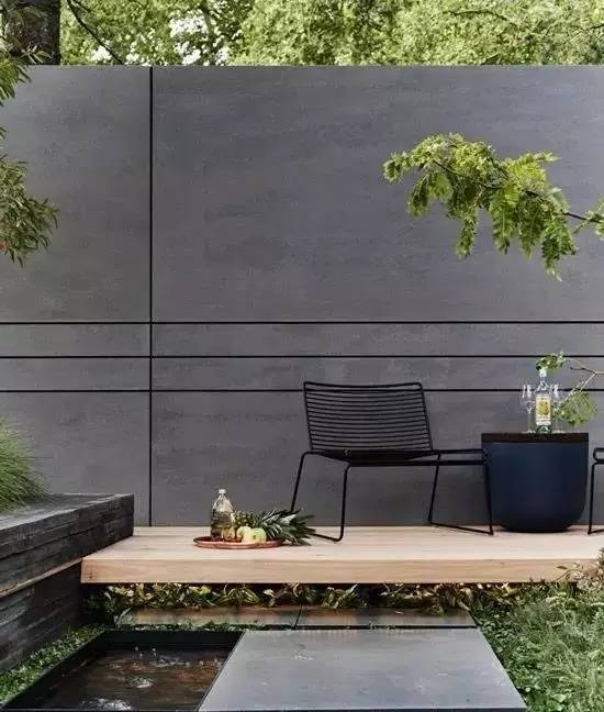 水泥墻樸素寂靜的美，庭院設(shè)計(jì)