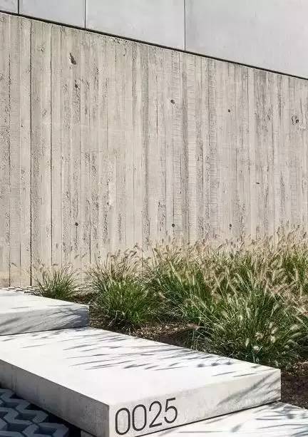 水泥墻樸素寂靜的美，庭院設(shè)計(jì)