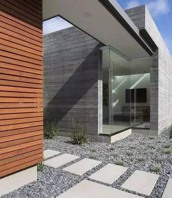 水泥墻樸素寂靜的美，庭院設(shè)計(jì)