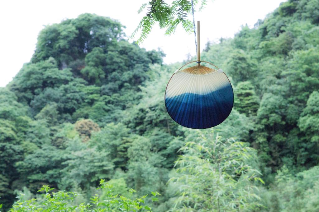 藍(lán)染家佳樂(lè)文學(xué)團(tuán)扇，古風(fēng)古典中式手工扇子