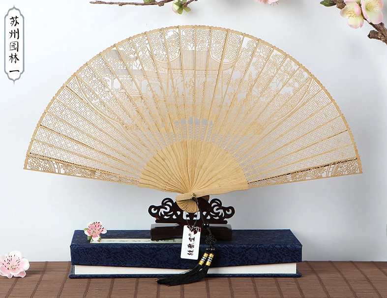 家佳樂文學(xué)鏤空雕花古風(fēng)工藝香木折扇