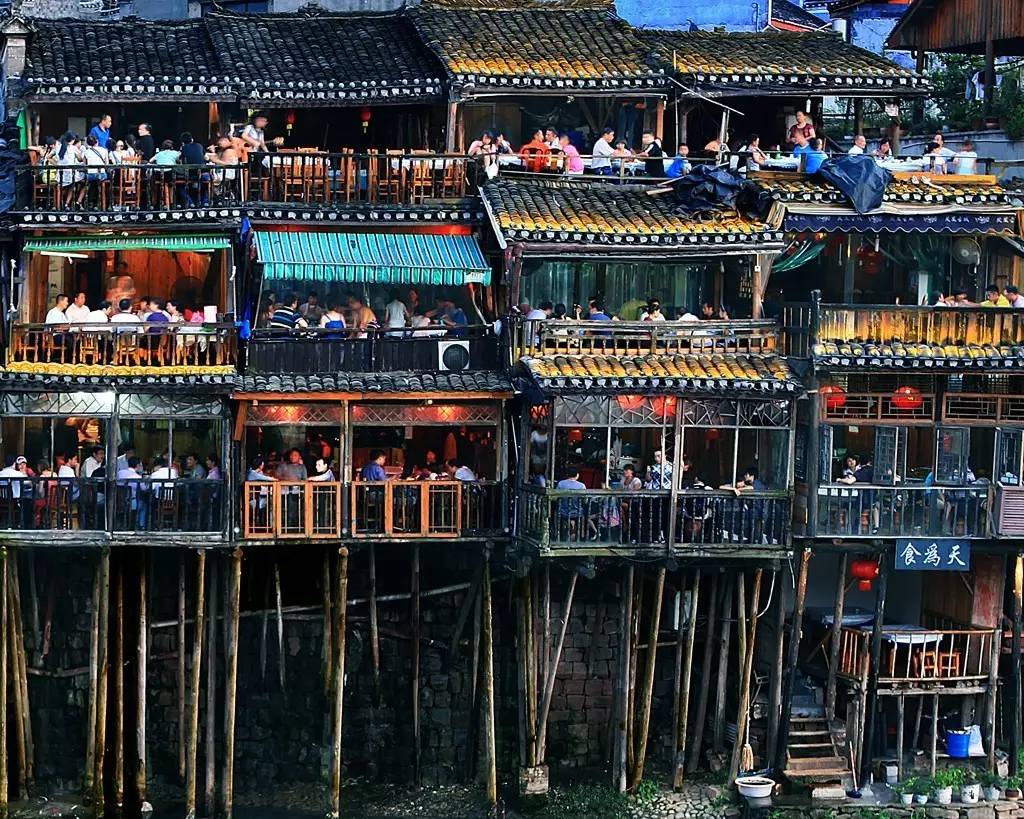 中國(guó)建筑六大門(mén)派之一，川派建筑