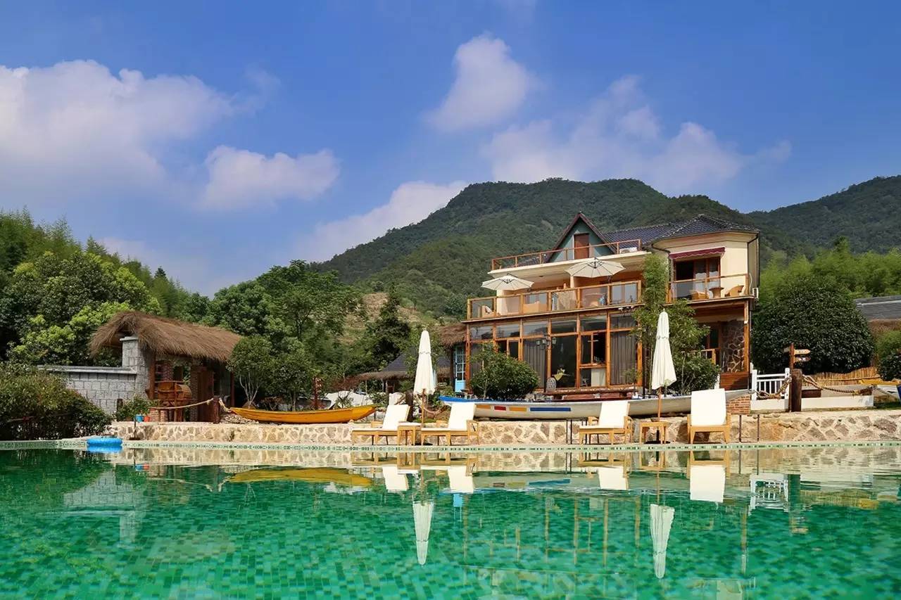 樸宿喜度，山田樹池交織的愜意時(shí)光