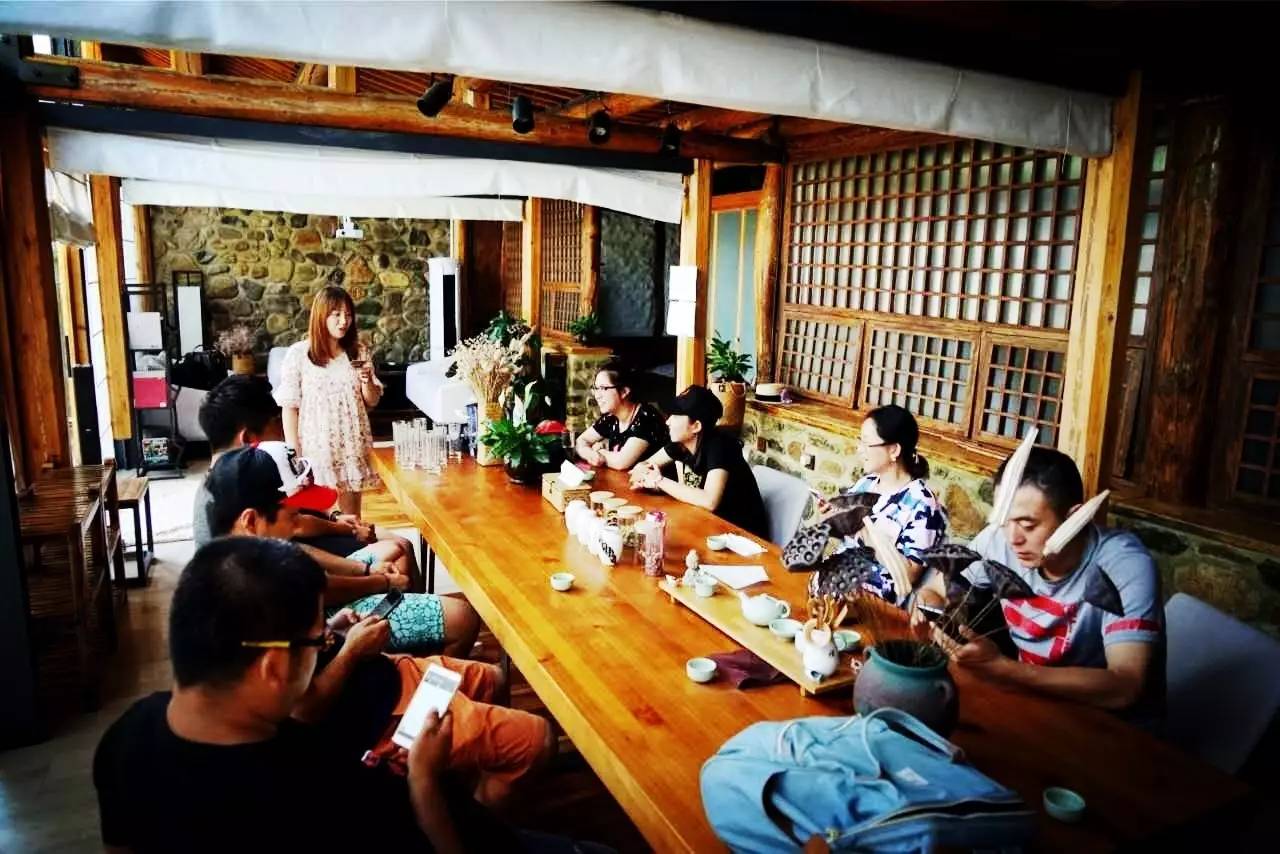 大舍為鄰，北京懷柔民宿設(shè)計