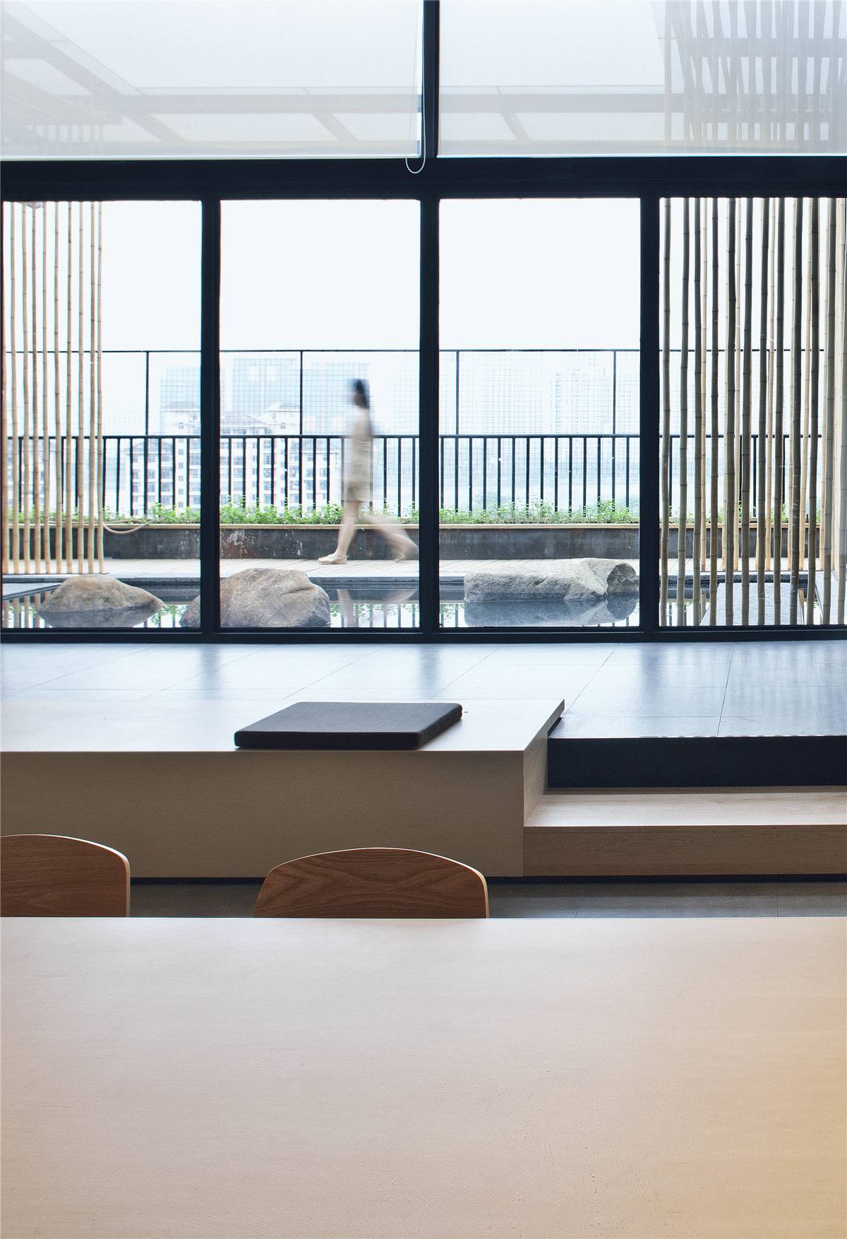 隱于繁華都市間，云初空間新中式裝修設(shè)計(jì)