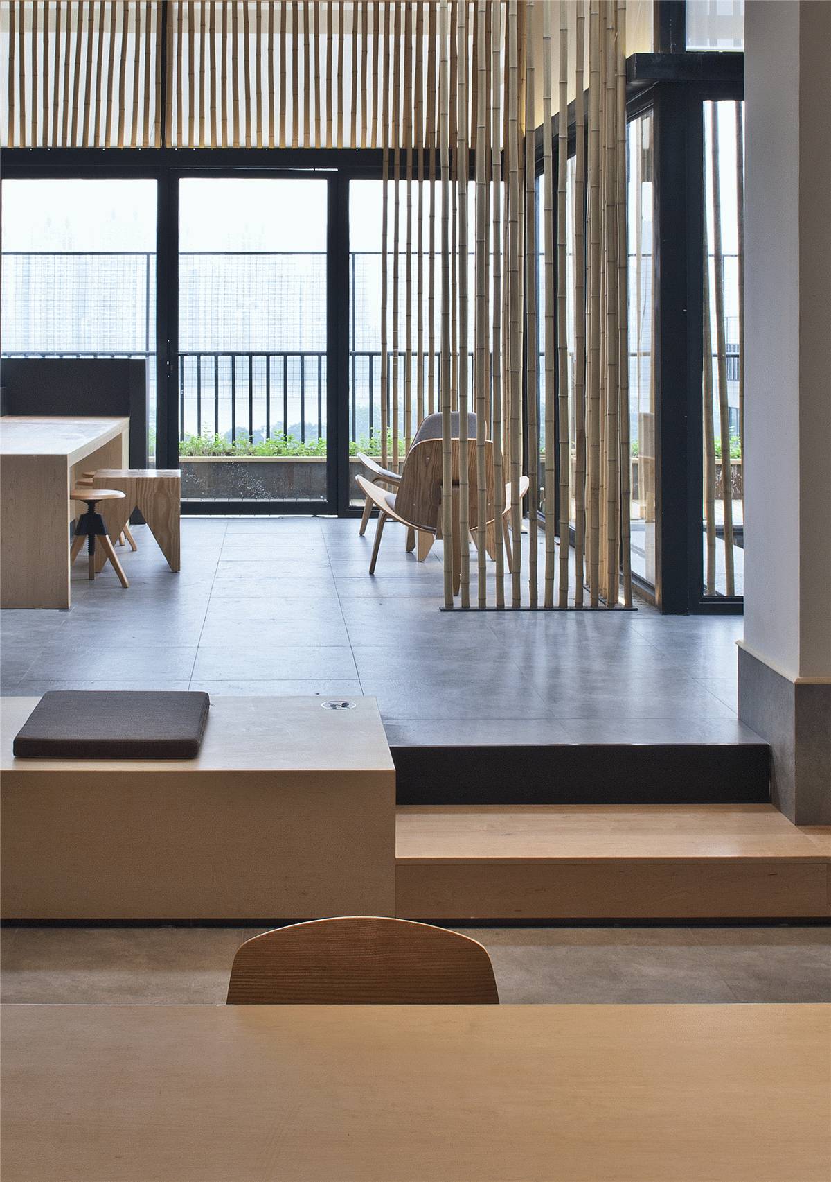 隱于繁華都市間，云初空間新中式裝修設(shè)計(jì)